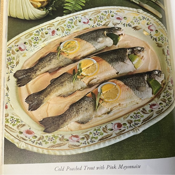 Vintage 1960’s Hardcover Gourmet’s Menu Cookbook - Picture 9 of 11